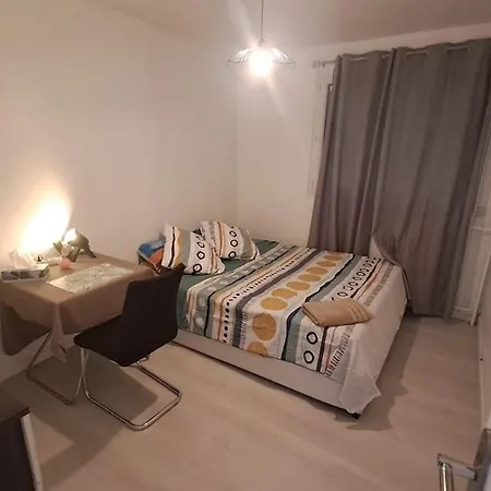 T3 Avec Grand Balcon & Parking Prive