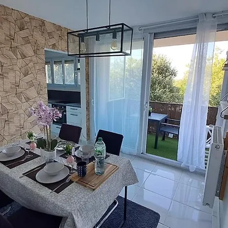 T3 Avec Grand Balcon & Parking Prive *